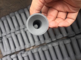 Abrasive media sandblasting nozzle